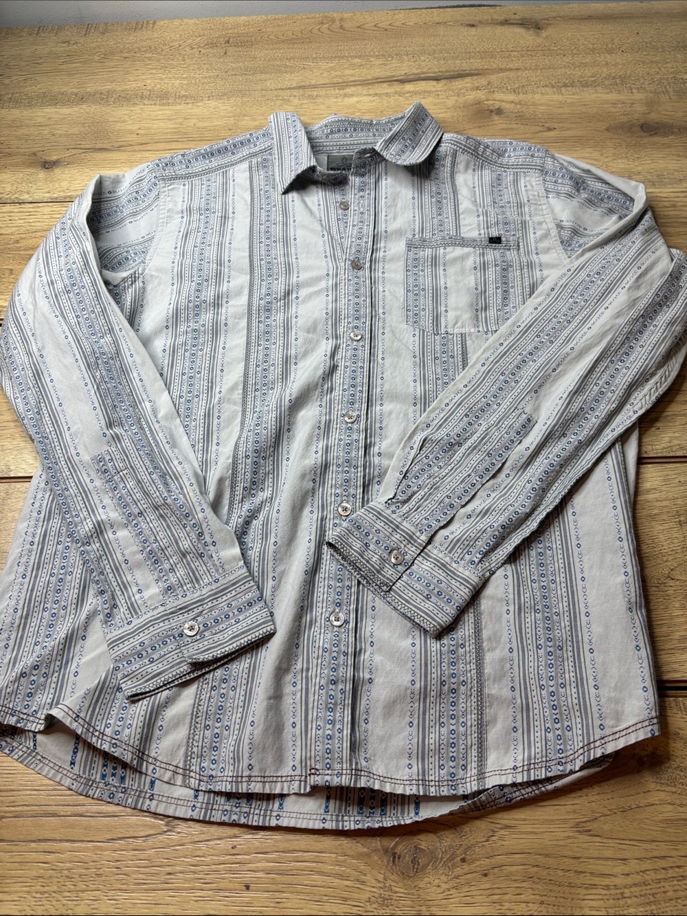 Prana Men's Light Blue Striped Textured Button-Down Shirt Size Large